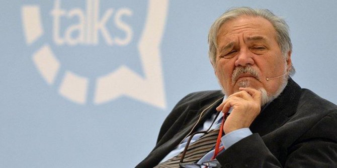 İlber Ortaylı: "Türkiye'de eğitim elitizmden uzak"