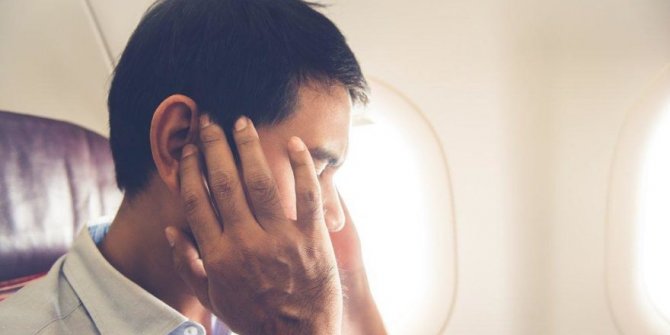 Uçakta kulak tıkanıklığını önleyen 3 yöntem