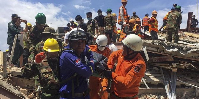 Kamboçya'da 7 katlı bina çöktü: 18 ölü