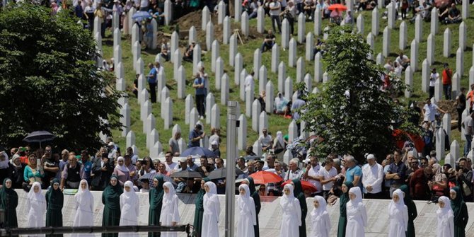 AB'den Srebrenitsa soykırımı açıklaması