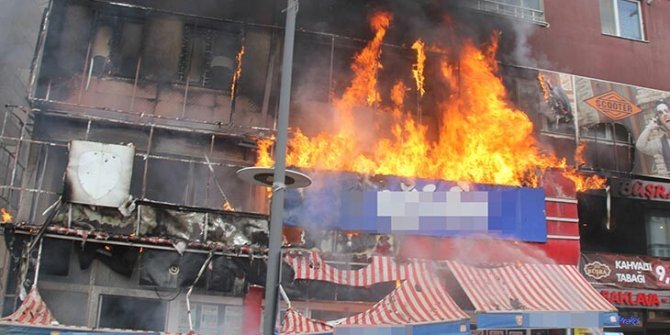 Sivas'ta 8 katlı binada korkutan yangın