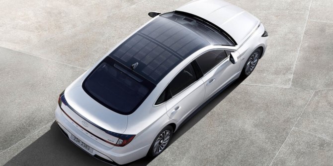 Hyundai’nin güneş enerjili otomobili asfalta indi