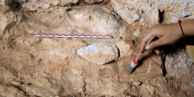 Kazının son gününde 350 bin yıllık balta bulundu