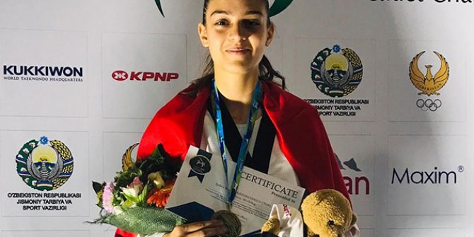 Zehra Begüm Kavukcuoğlu, dünya şampiyonu