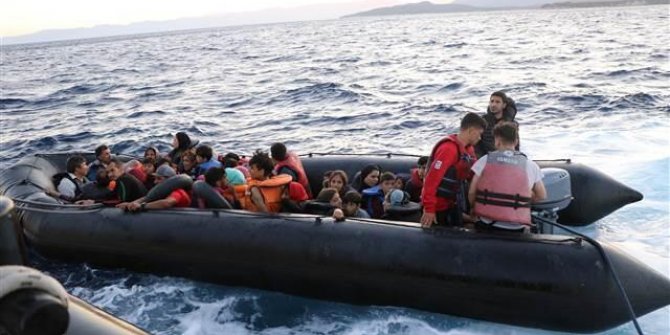 İzmir'de 83 kaçak göçmen yakalandı
