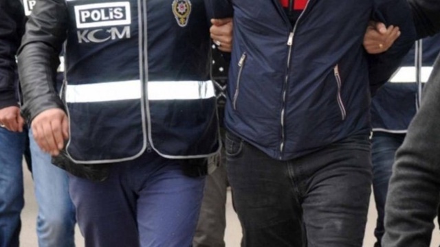 Sivas'ta FETÖ operasyonu: 2 astsubay gözaltına alındı