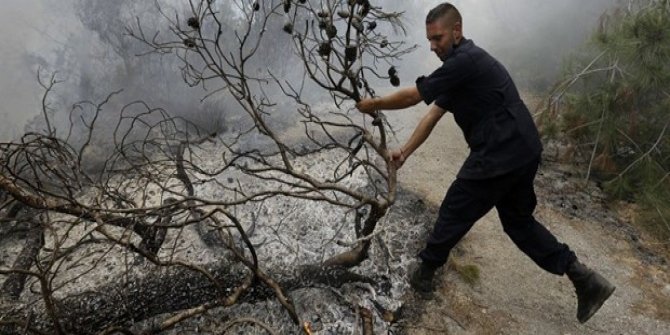 İsrail Lübnan'a yangın bombası attı