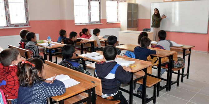 Akçakale ve Ceylanpınar'da okullar tatil