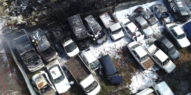 Yediemin otoparkında yangın: 24 araç kül oldu
