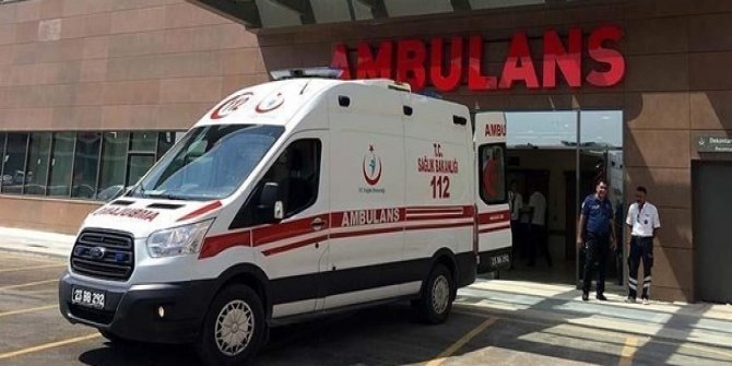 Kayseri'de traktör ile minibüs çarpıştı: 2 ölü