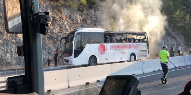 Muğla’da yolcu otobüsü yandı