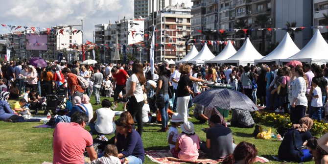 İzmir Boyoz Festivali'nde renkli görüntüler