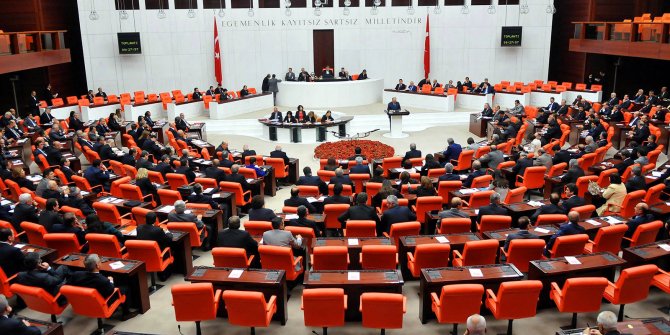 AKP'den 95 maddelik yasa teklifi