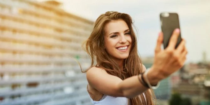 Selfieler estetiğe talebi artırıyor mu?