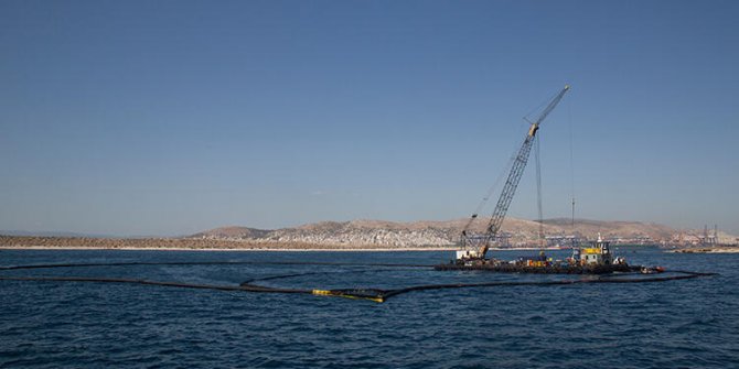 Yunan gemisine saldırı