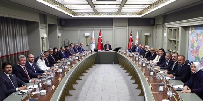 AKP'nin MKYK toplantısı başladı
