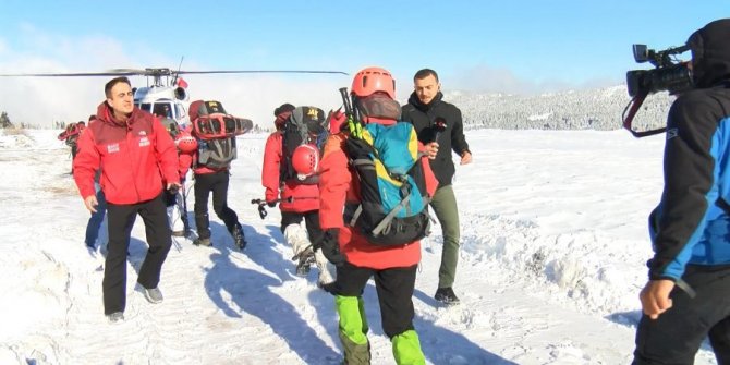 Kayıp dağcıları arama çalışmaları 12. gününde