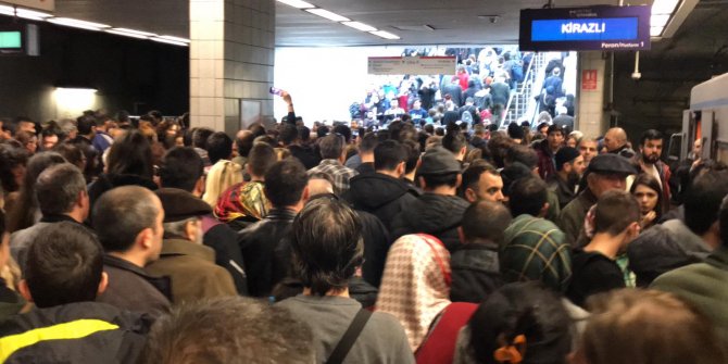 İstanbul'da metro raydan çıktı: Seferler normale döndü
