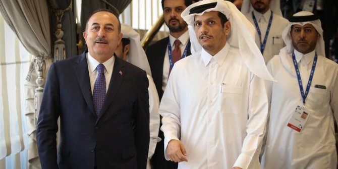 Bakan Çavuşoğlu Katarlı mevkidaşıyla görüştü