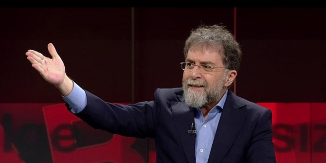 Ahmet Hakan'ın kulağını çekiyorum