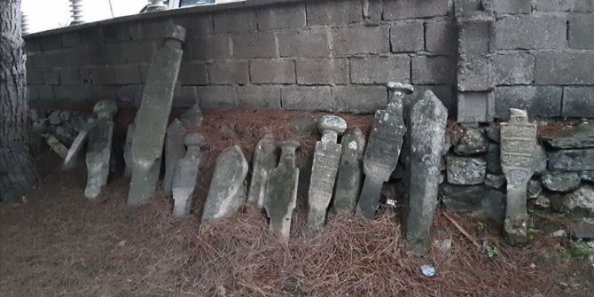 20 bin yıllık mezar taşları Parion'da sergilenecek