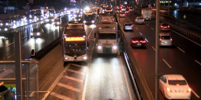 İstanbul'da metrobüs arızası