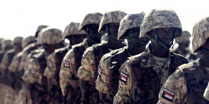 Sudan’da istihbaratçılarla asker arasında çatışma çıktı!
