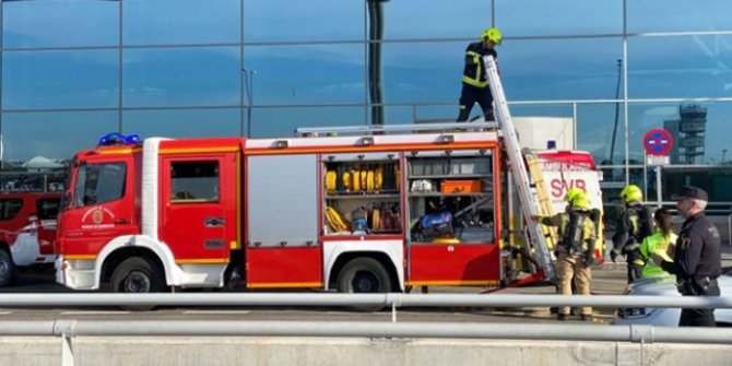 İspanya'da havalimanında korkutan yangın!