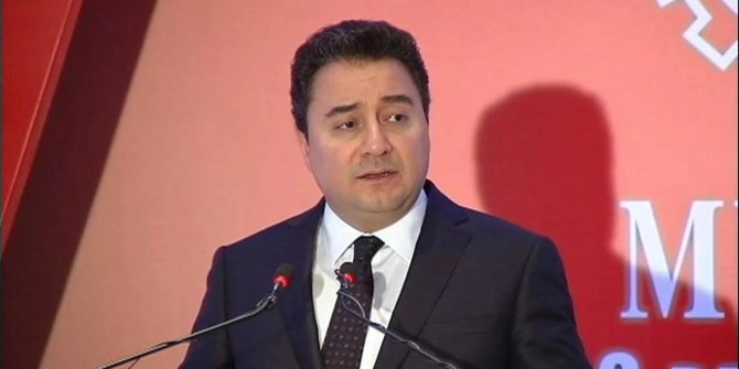 Ali Babacan'dan AKP'li isimlere telefon!