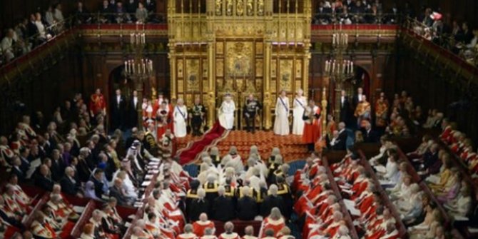 İngiliz hükümeti "Lordları" Londra dışına taşıyacak