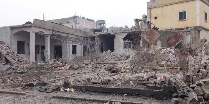 Rus savaş uçakları İdlib'i vurdu! 26 sivil öldü