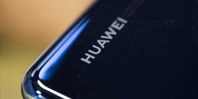 İngiltere'den Huawei'ye temkinli yeşil ışık