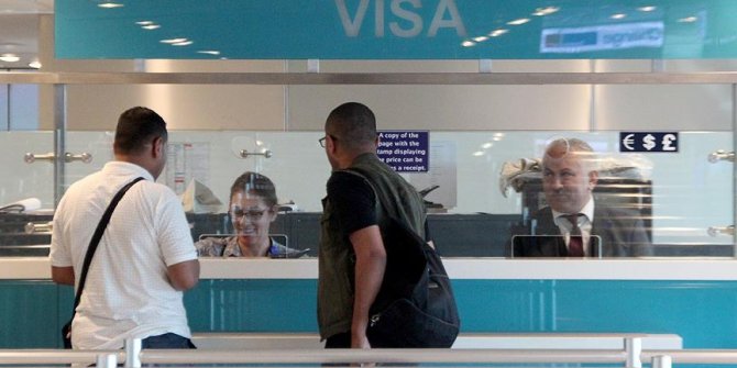 Çin vatandaşlarına vize uygulamasını durdurdu