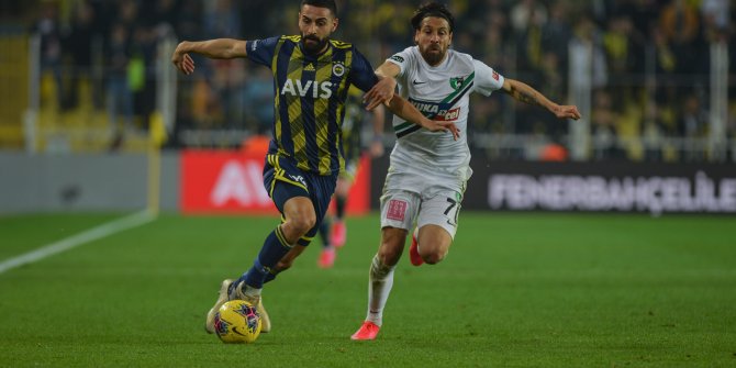 Fenerbahçe bir puanı son dakikada aldı