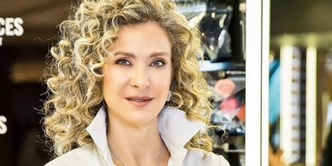 Esra Oflaz Güvenkaya korona virüse yakalandığını açıkladı