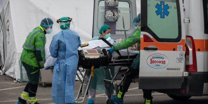 İtalya'da korona virüs kaynaklı ölüm sayısı 25 bini geçti