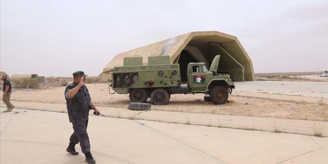 Libya ordusu iki beldeyi daha ele geçirdi