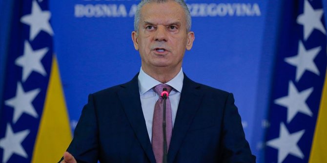 Bosna Hersek Güvenlik Bakanı Radoncic istifa etti