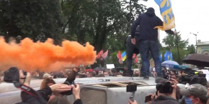"İçişleri Bakanı istifa etsin"
