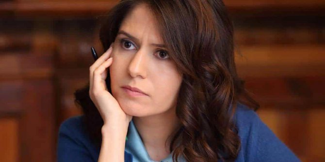 Mevzu Uğur Dündar olunca Kübra Par'ın boyu yetmedi! Yazıyı yeniden yazdırdılar