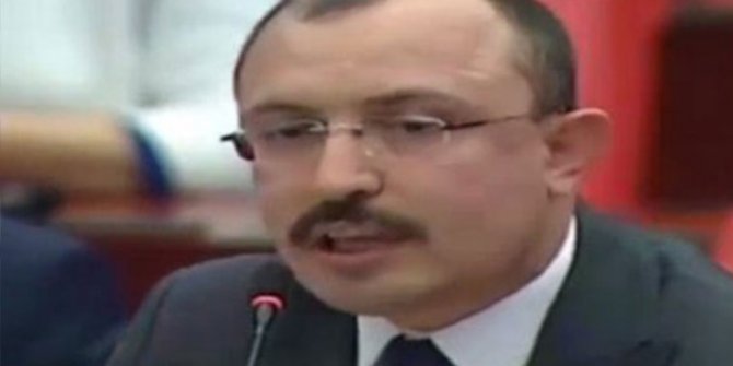 Söz aldı, CHP sıralarına seslenirken ağzından kaçırdı… AKP’li isim Fethullah Gülen’e ‘Sayın’ diye hitap etti
