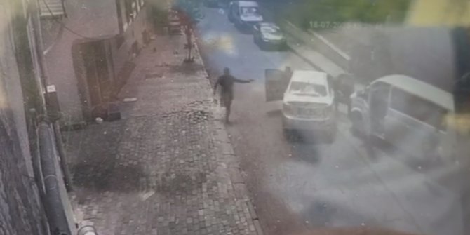 Bağcılar'da polise hain saldırı anı kamerada