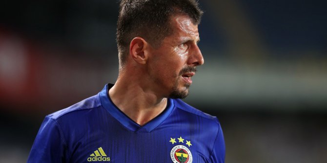 Emre Belözoğlu’nun 24 yıllık futbol kariyeri sona erdi