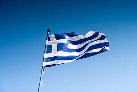 Yunanistan'da kabineye korona revizyonu