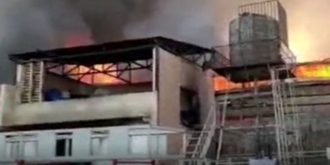 Sanayi bölgesinde korkutan yangın