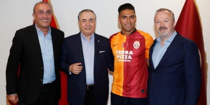Galatasaray Başkanı Mustafa Cengiz: Falcao maaşında indirim yaptı, takımda kalacak