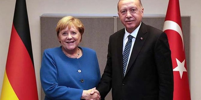 Erdoğan ile Merkel görüştü