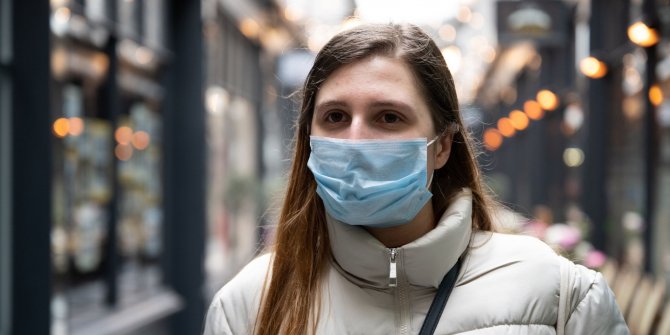 Danimarka'da toplu taşıma araçlarında maske zorunluluğu getirildi