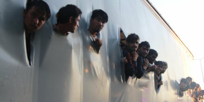 Samsun'da bir TIR dolusu göçmen yakalandı