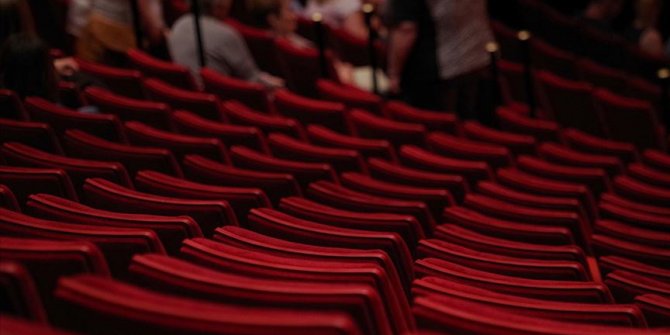 Devlet Tiyatroları eylülde  perdelerini açıyor: İşte alınacak önlemler